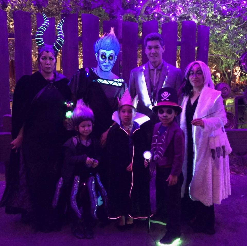 Blacklight Fluorescent Halloween Costumes 2017 Edition